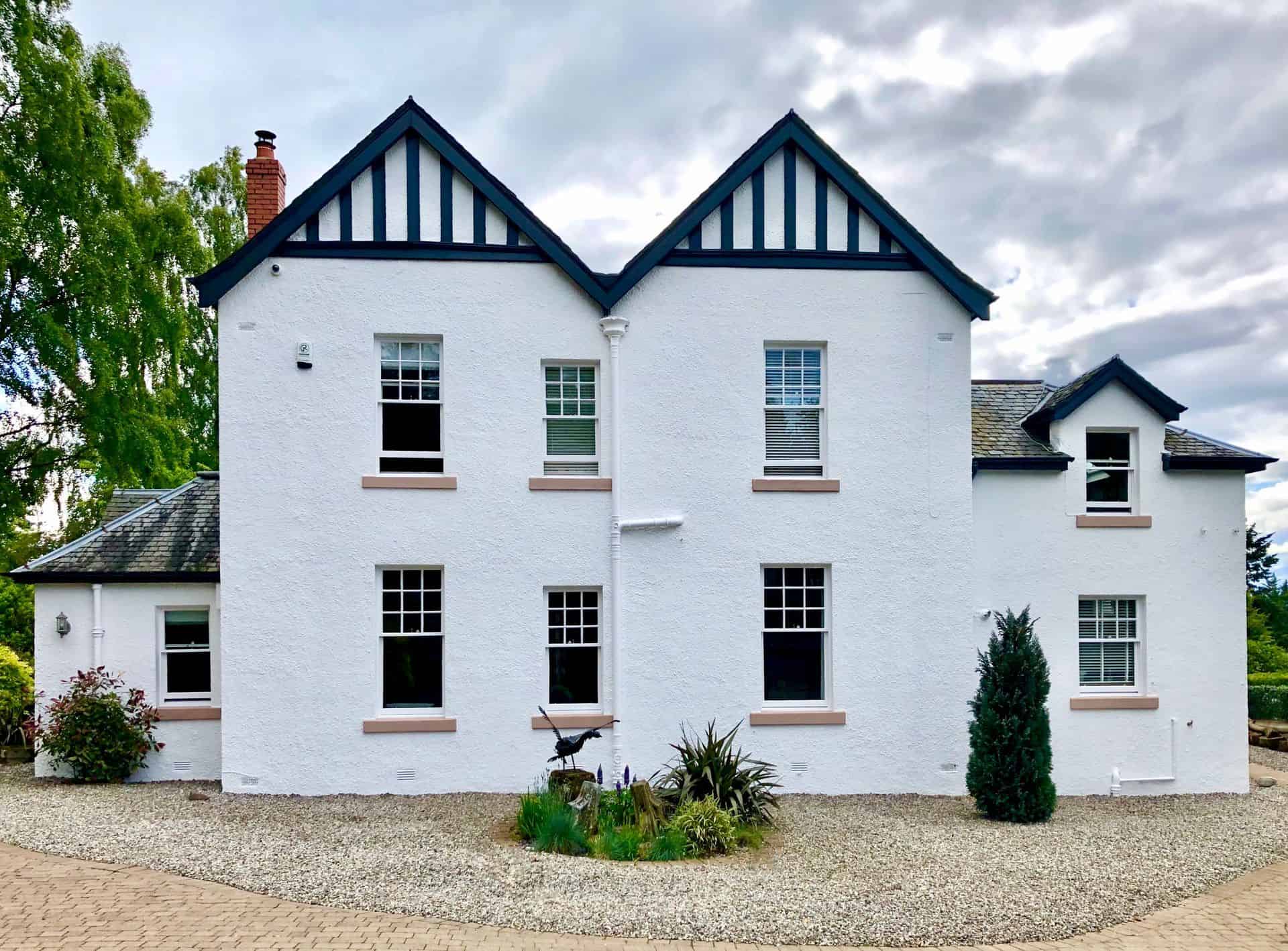 Elevate your Home's Exterior with These Expert Painting Tips