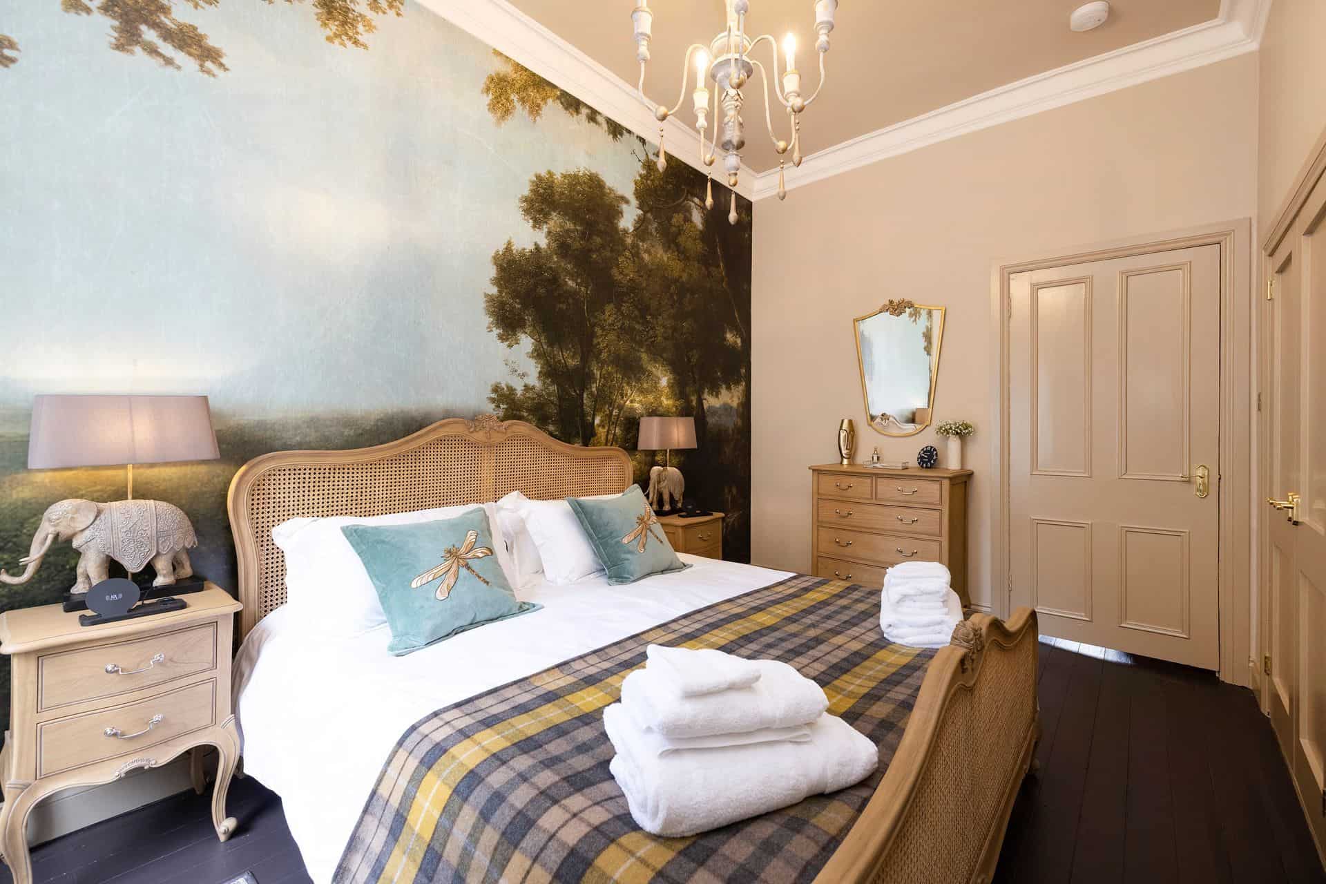 What Paint Colours Are Best for a Bedroom?