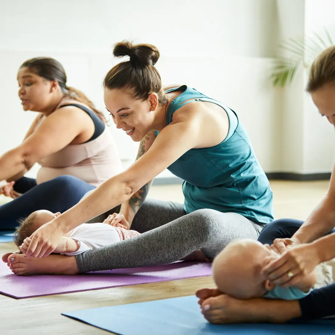 Faire du yoga avec bébé