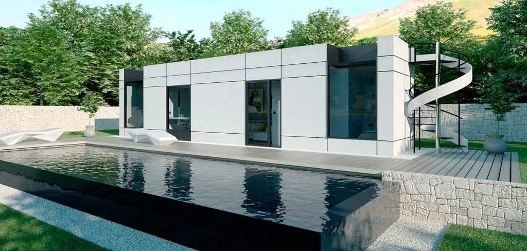 Casa moderna con piscina y escalera espiral.