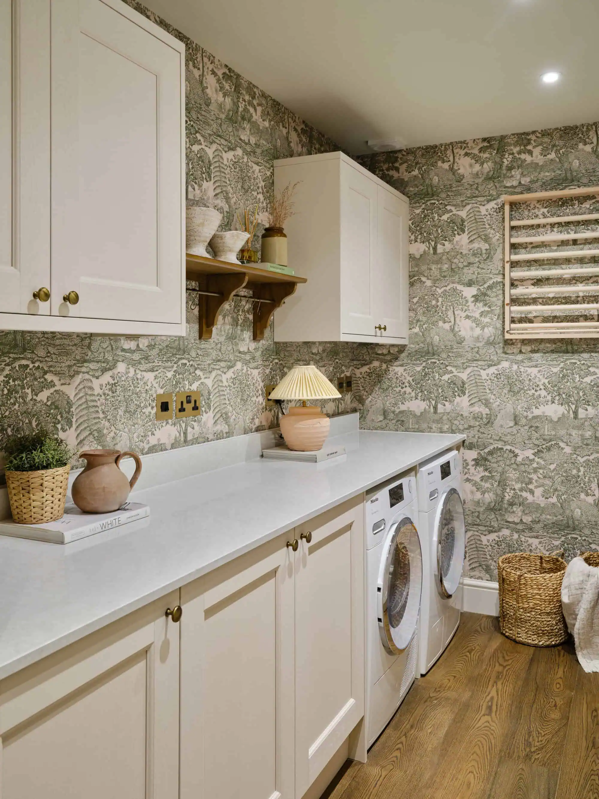 Extension - Balham - Clara Bee