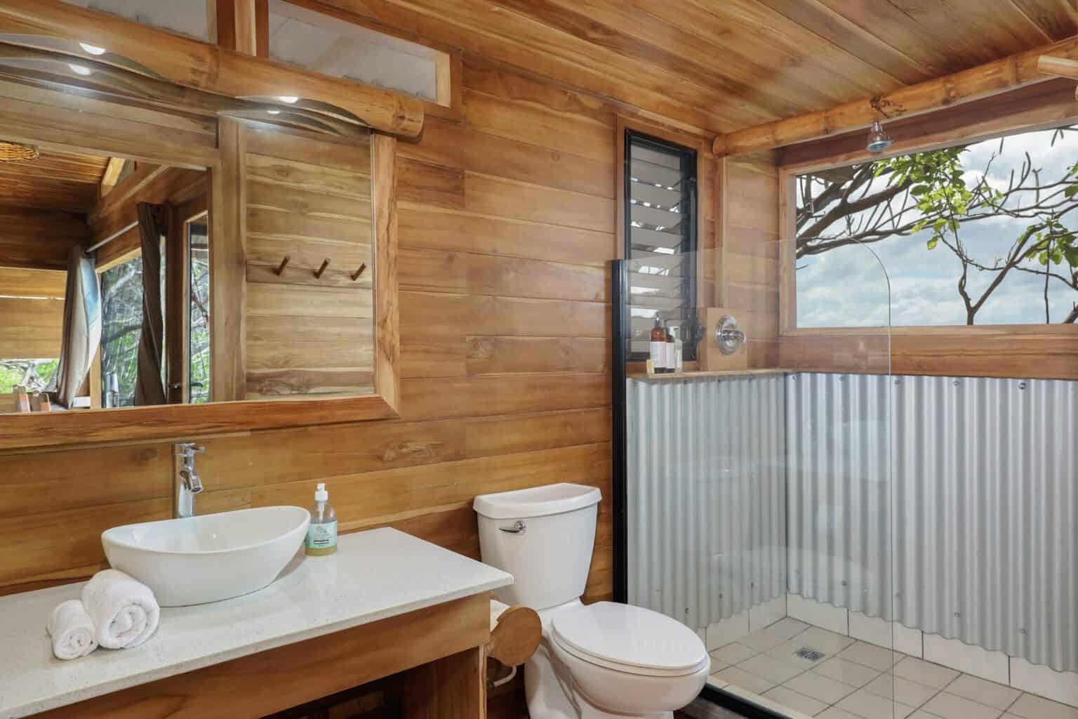 7-Top_Ballena_Bathroom_CC