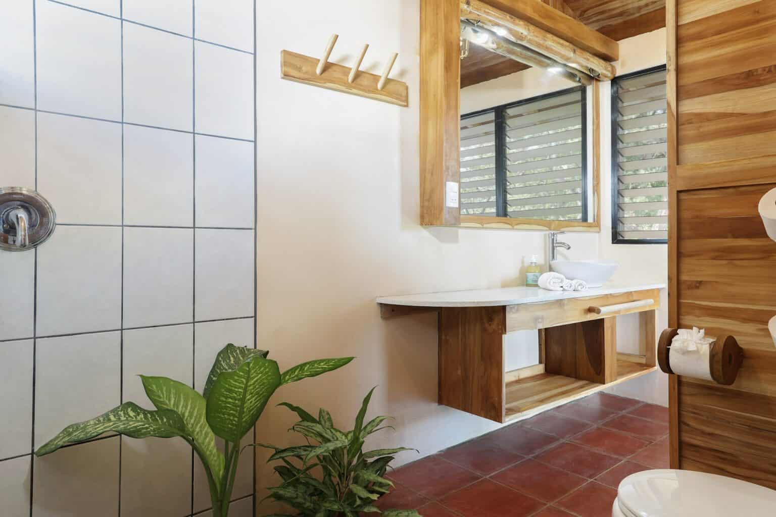 8-Middle_Tortuga_Bathroom_Angle_1_CC