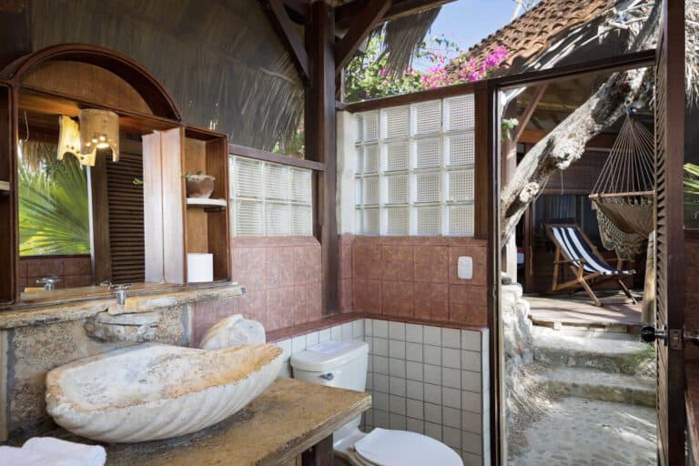 4-Costa Dulce_Ranita_Bathroom_CC