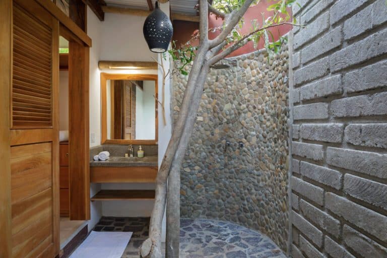 5-Costa_Dulce_Round_2_Jicaro_Bath_CC