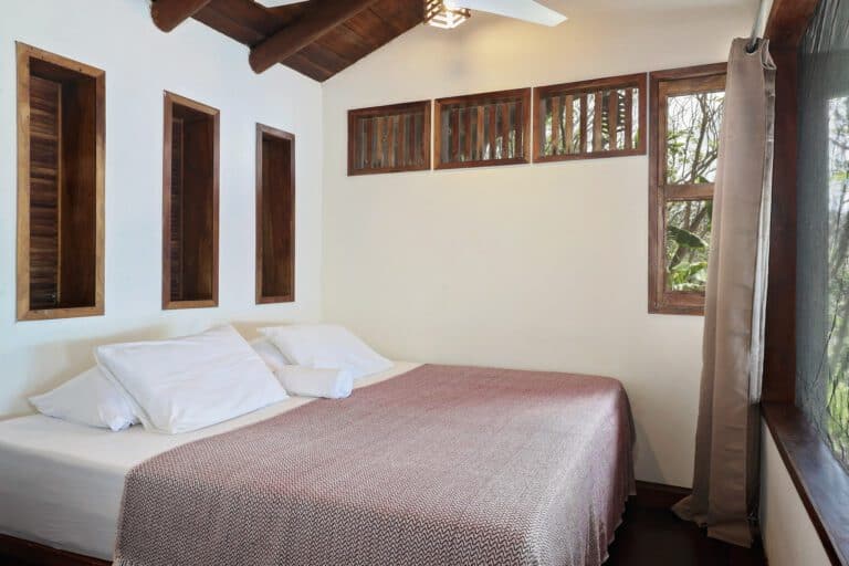 7-Villa_Cortez_Guest_Bedroom_Angle_1_CC