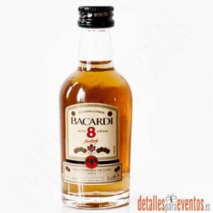 Botellitas Mini botellas Ron Bacardi 8 años 5cl