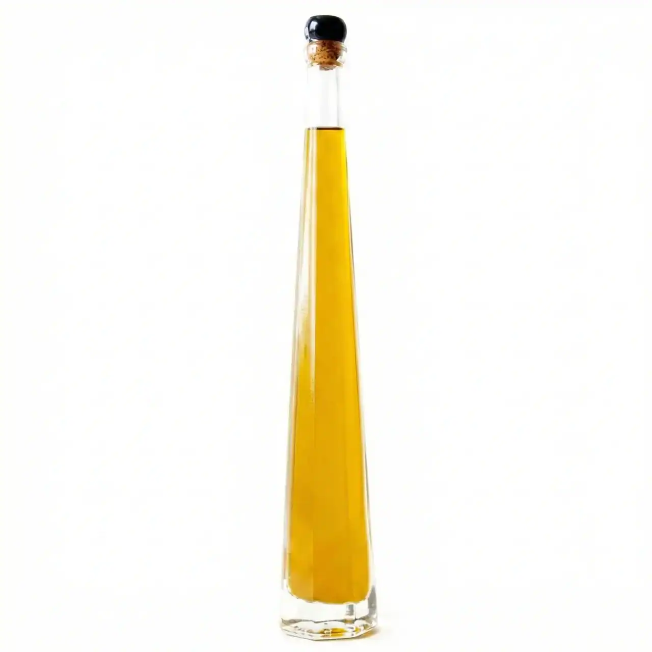 Aceite de oliva virgen extra en botella de vidrio.