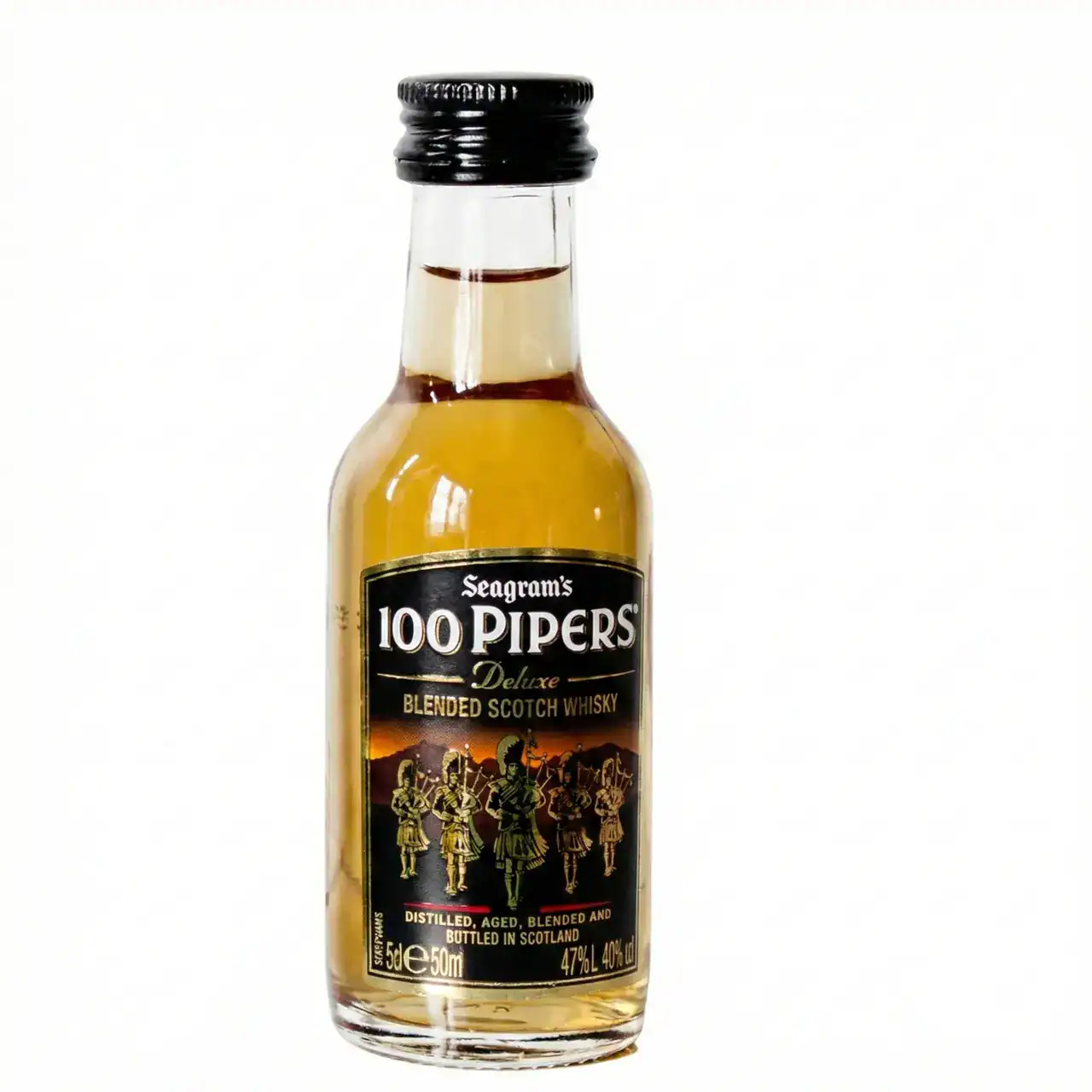 Botella de Seagram's 100 Pipers whisky escocés