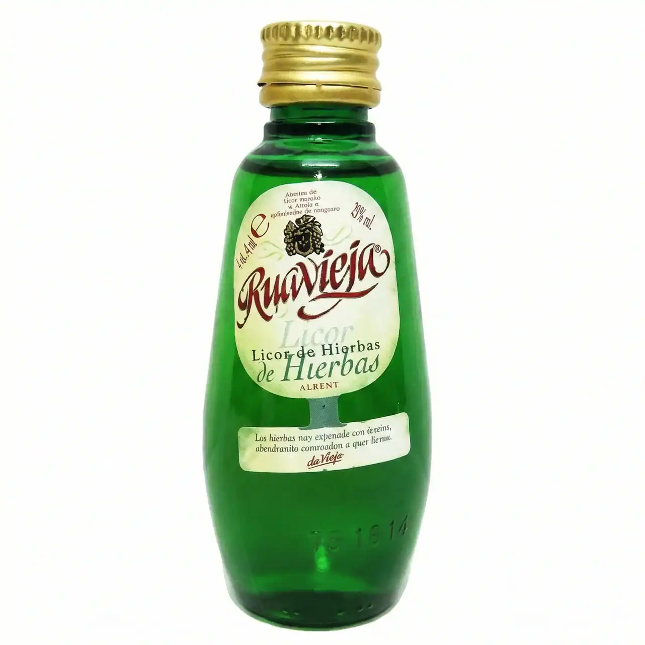Botella verde de licor de hierbas Ruavieja con etiqueta blanca y dorada.