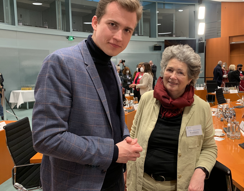 Philipp von der Wippel (ProjectTogether) und Waltraud Weegmann