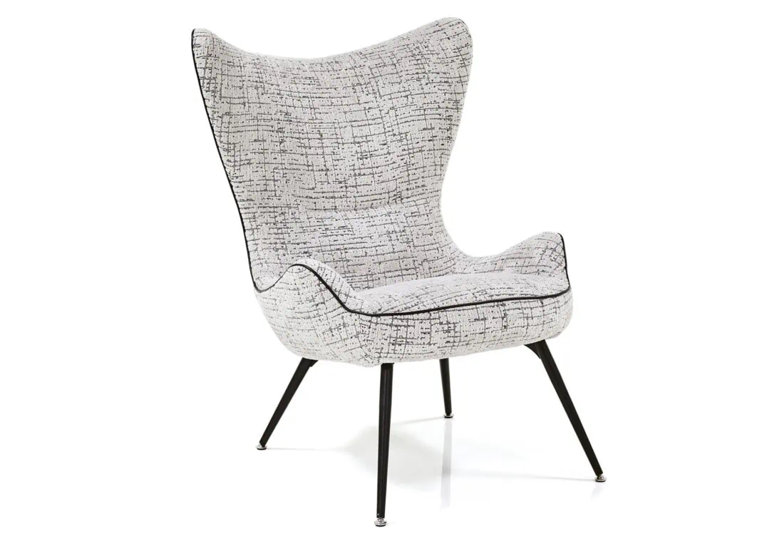 WITTMANN_Contessa-Armchair_J-LilleSand