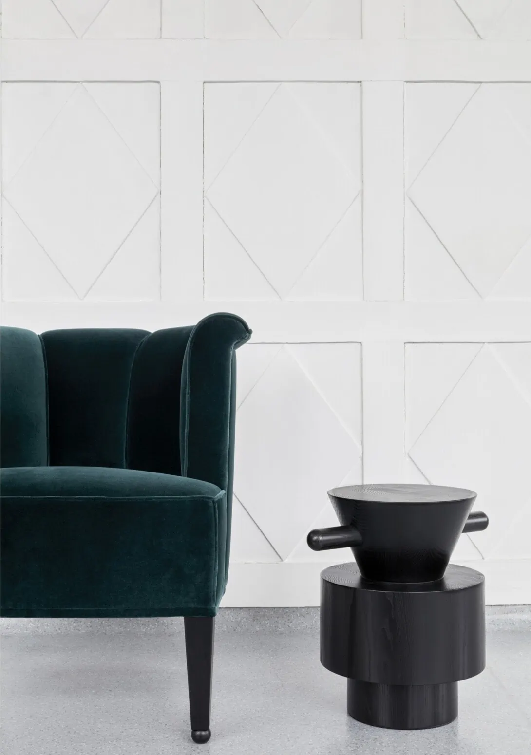 Wittmann Grain Cut Side Table: Black