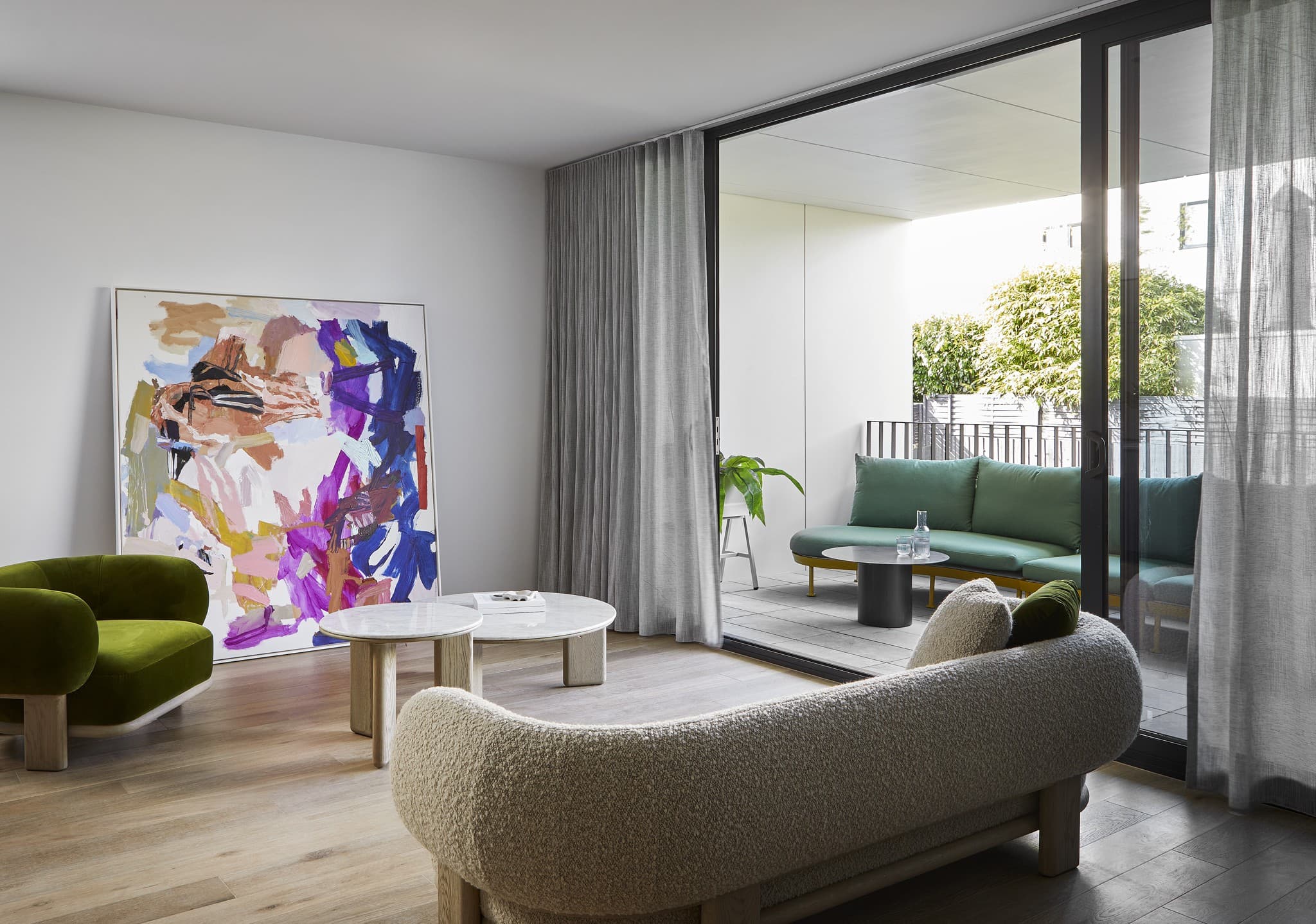 HC28 Oasis Occassional Tables: White Oak and White Venetian Marble