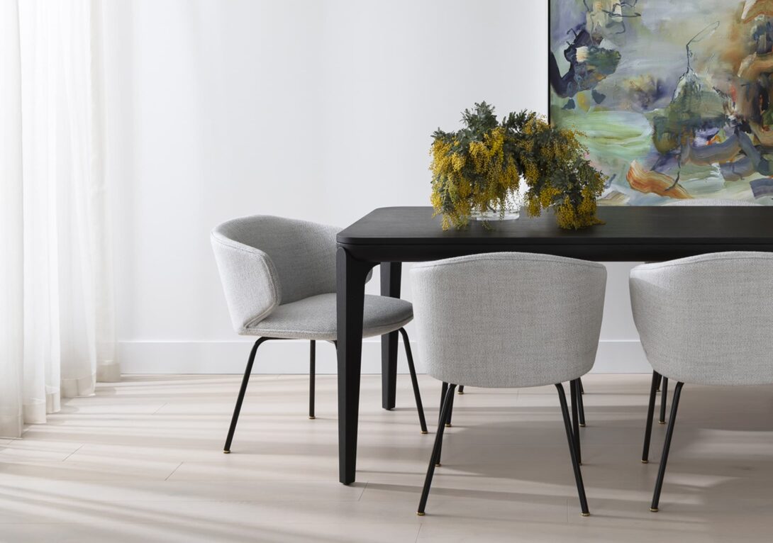 HC28 COSMO: Bola Side Chair in Mellea 9 fabric. Image credit: Gemmola