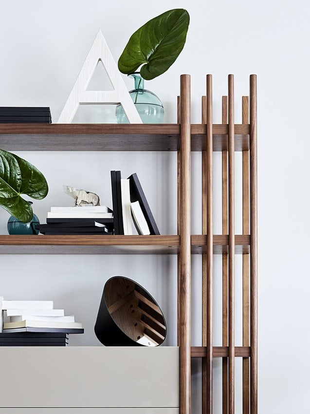 HC28 FOREST BOOKCASE MULTI INSITU