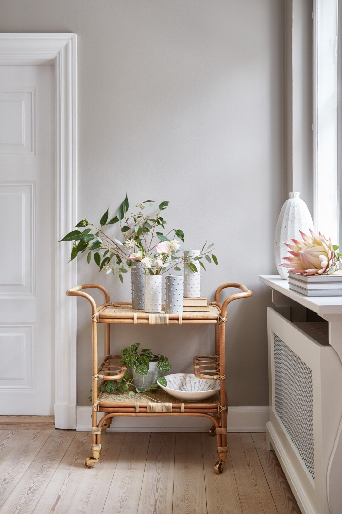 Sika Design Carlo Bar Trolley: Natural