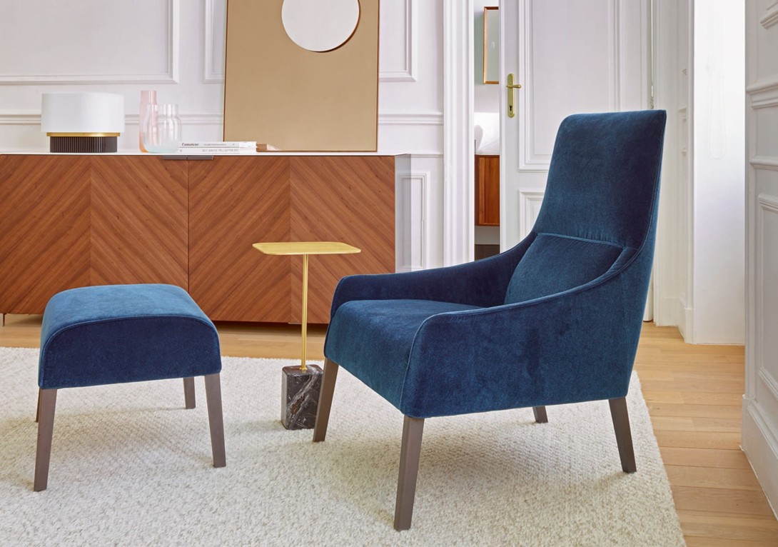 Long Island Armchair with Footstool