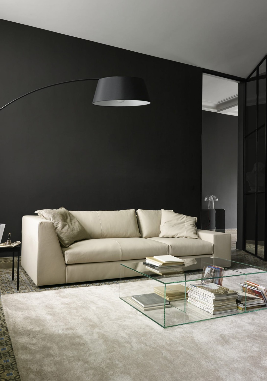 Ligne Roset Ouverture Floor Lamp Black