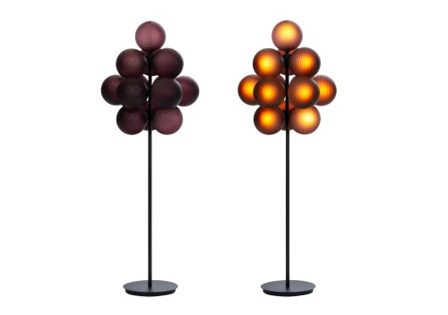 Pulpo: Stellar Grape Floor Light with Black Steel and Aubergine Glass