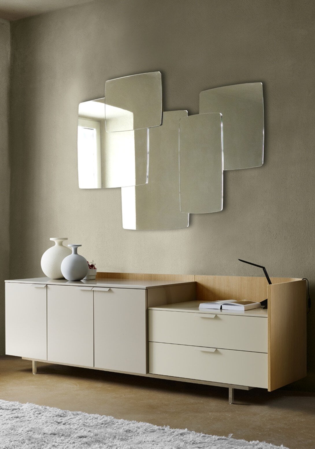 Biscuit Mirror Insitu