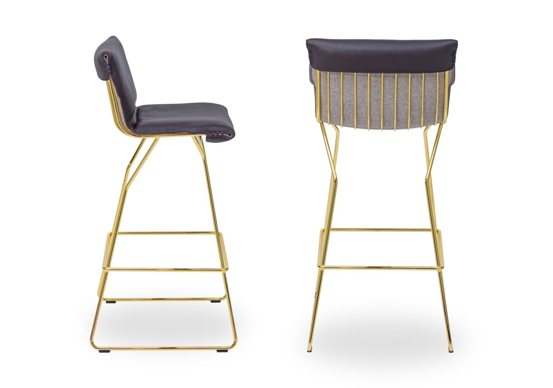 de Sede: DS-515 Bar Stool in Neck Cigarro and Craft 425