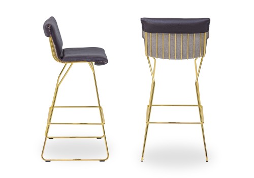 de Sede: DS-515 Bar Stool in Neck Cigarro and Craft 425