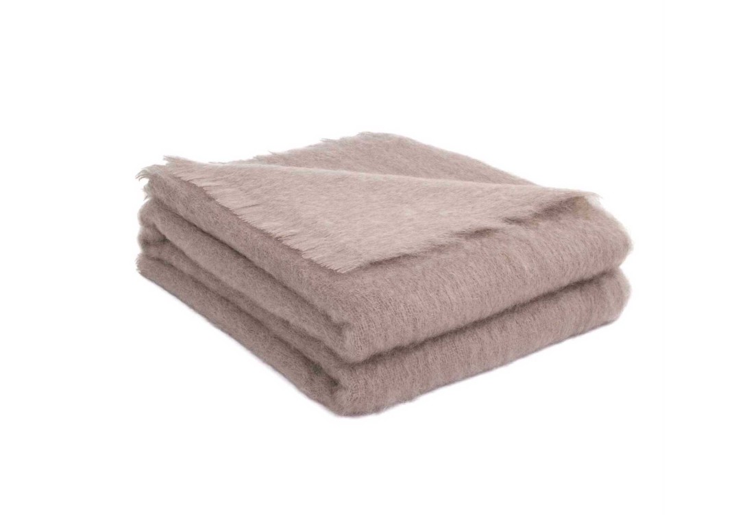 Mohair Throw: Gres