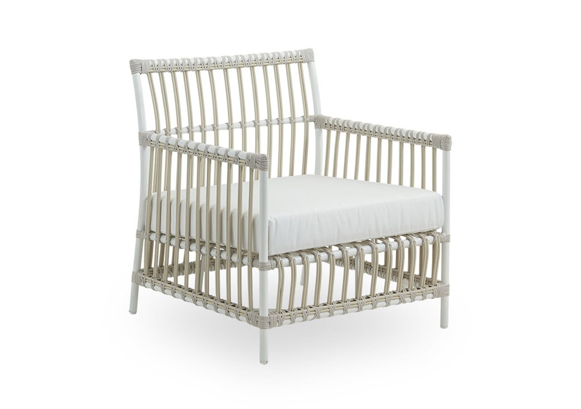 Sika Design Caroline Exterior Lounge Chair: Aluminium Dove White