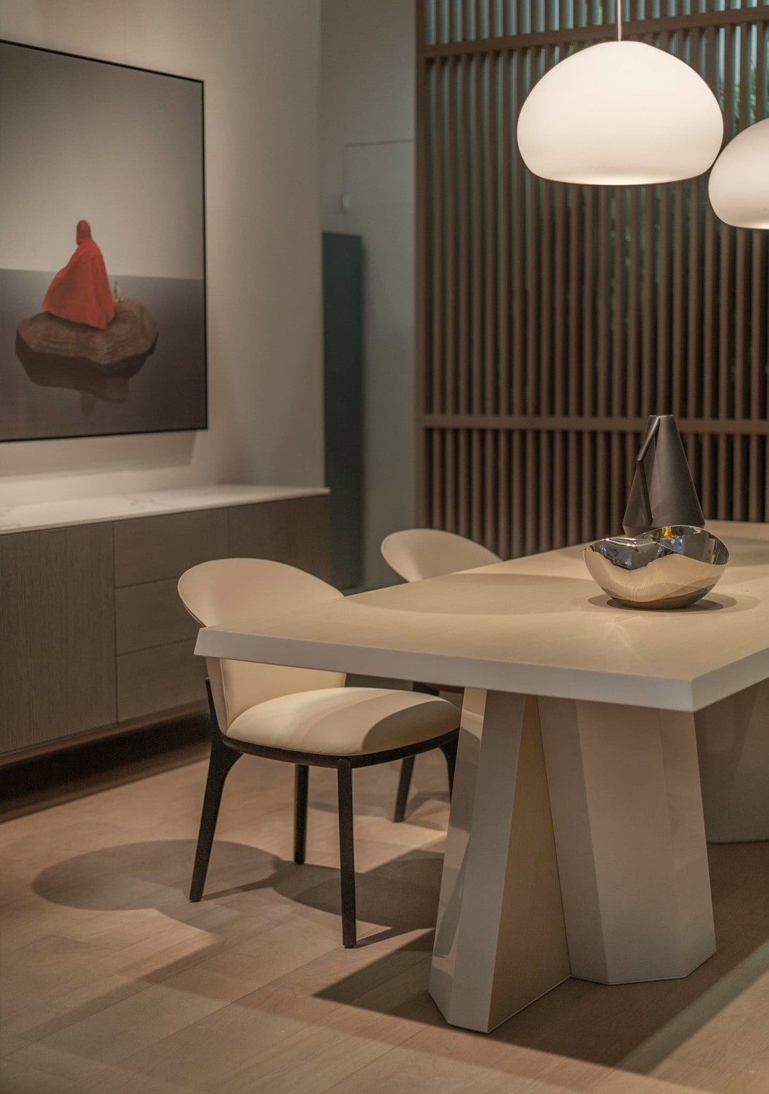 HC28 Erika Dining Chair