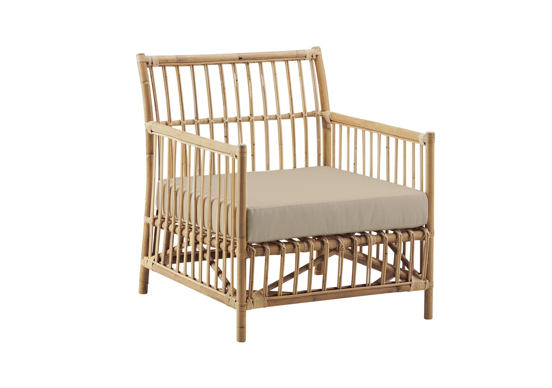 Sika-Original-Caroline-Lounge-Chair_SKin-On-Natural_Stone-Seat-Cushion