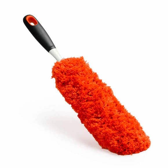 Hand duster