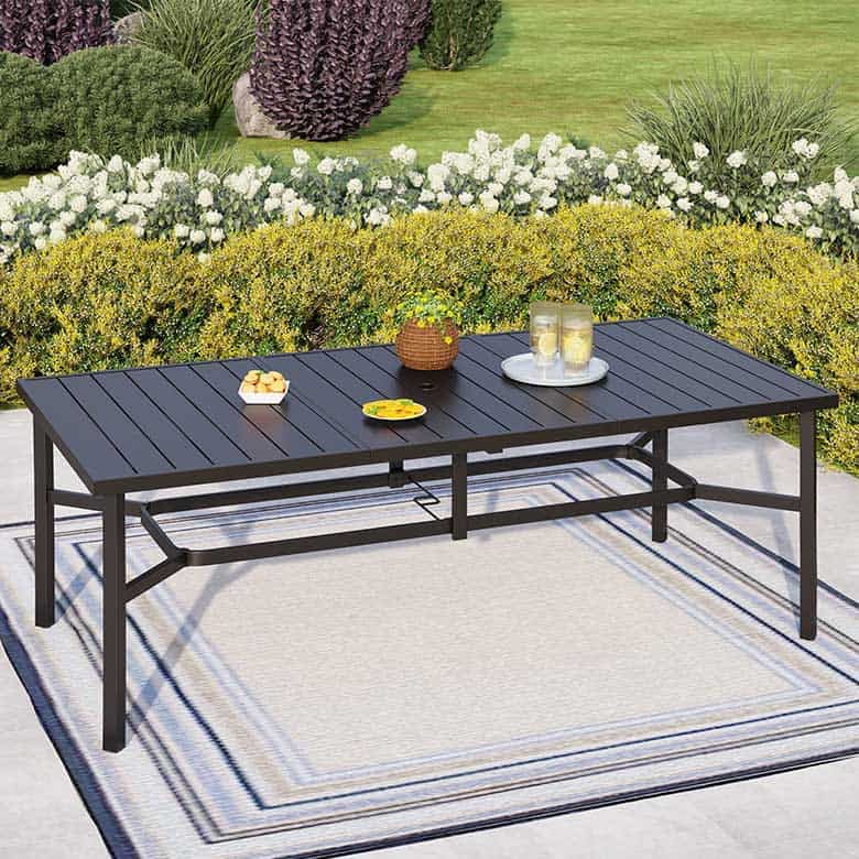 outdoor dining table