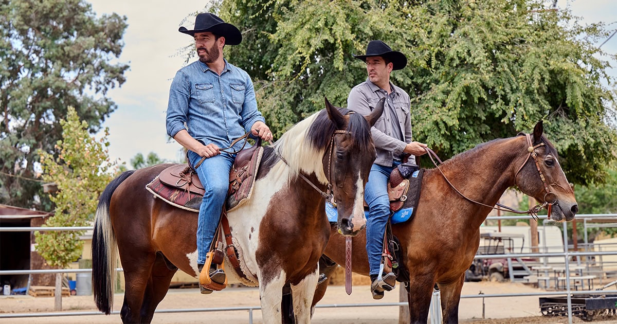 chasing the west premiere with drew scott and jonathan scott of the property brothers on hgtv