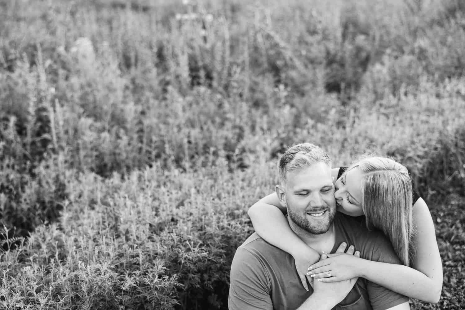 Thomas Stoll Park Engagement | Baili + Scott - Kansas City Wedding ...