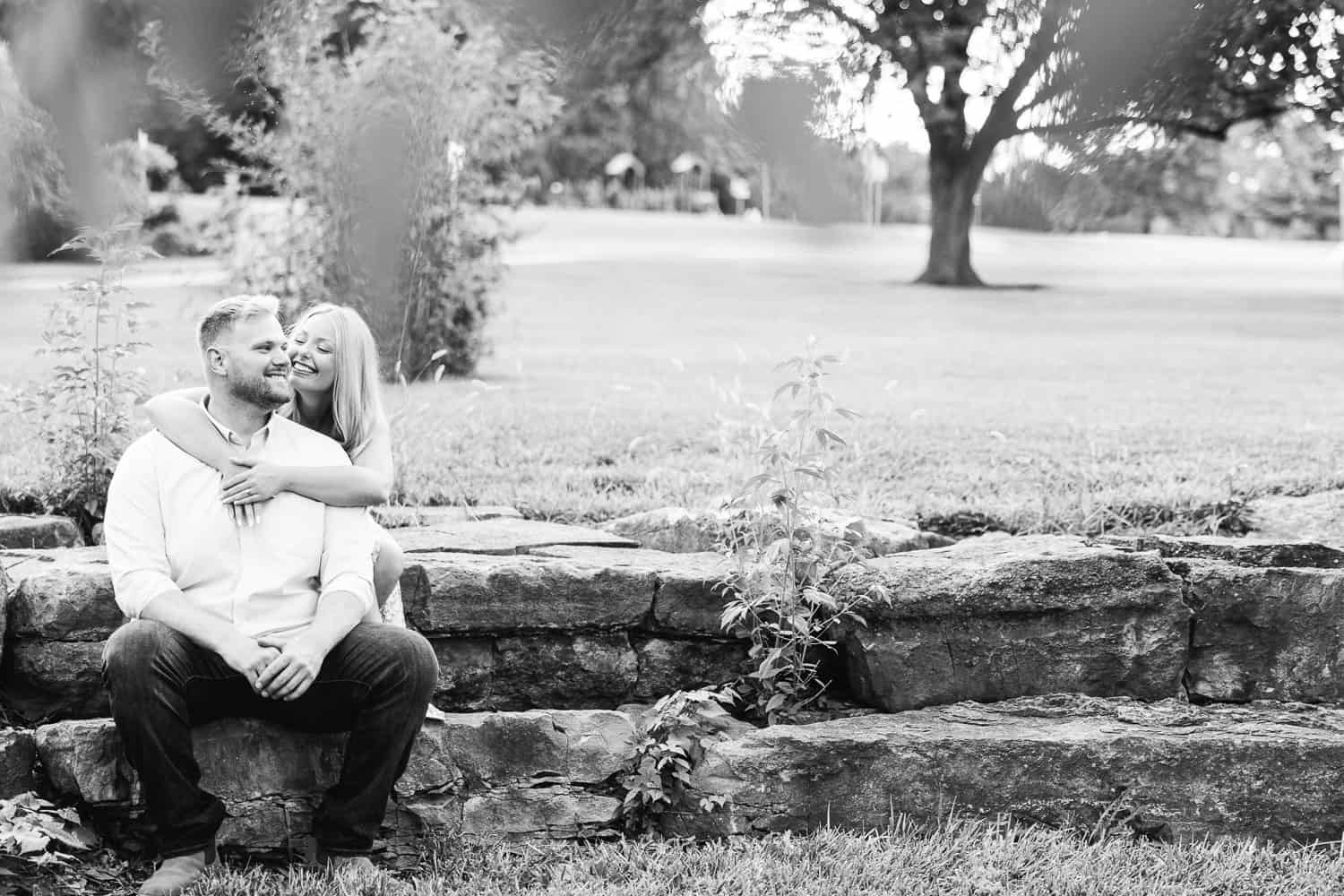 Thomas Stoll Park Engagement | Baili + Scott - Kansas City Wedding ...