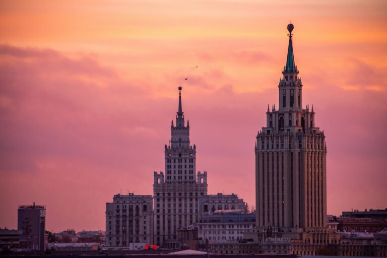 Москва предупреждает иностранных дипломатов в Киеве о новом возможном ударе