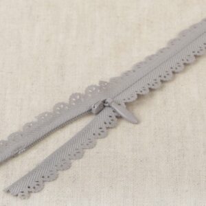 Lace Zip - Grey - 9''/22cm