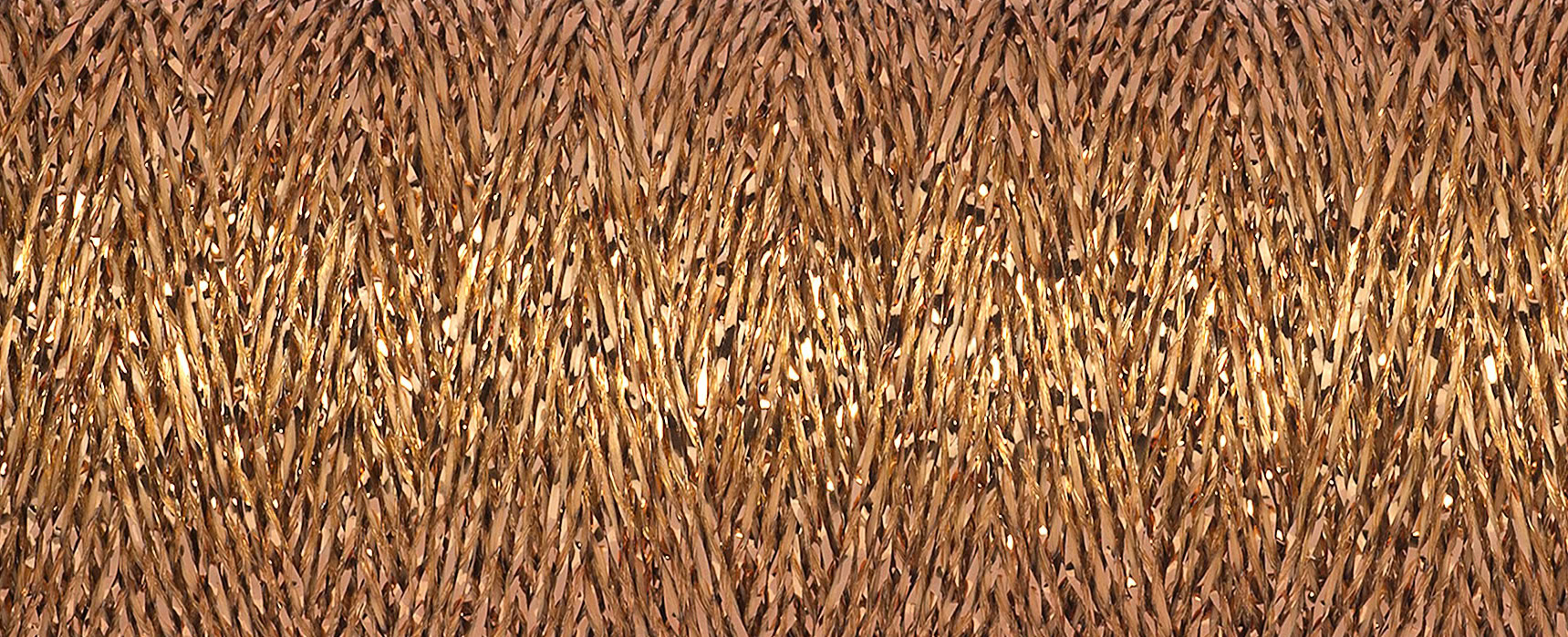 Guetermann 50m Metallic Effect Thread 36 Copper - Image 4