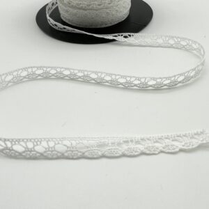 Lace trim/edging - White - 0,8mm, 50p per 1/2m
