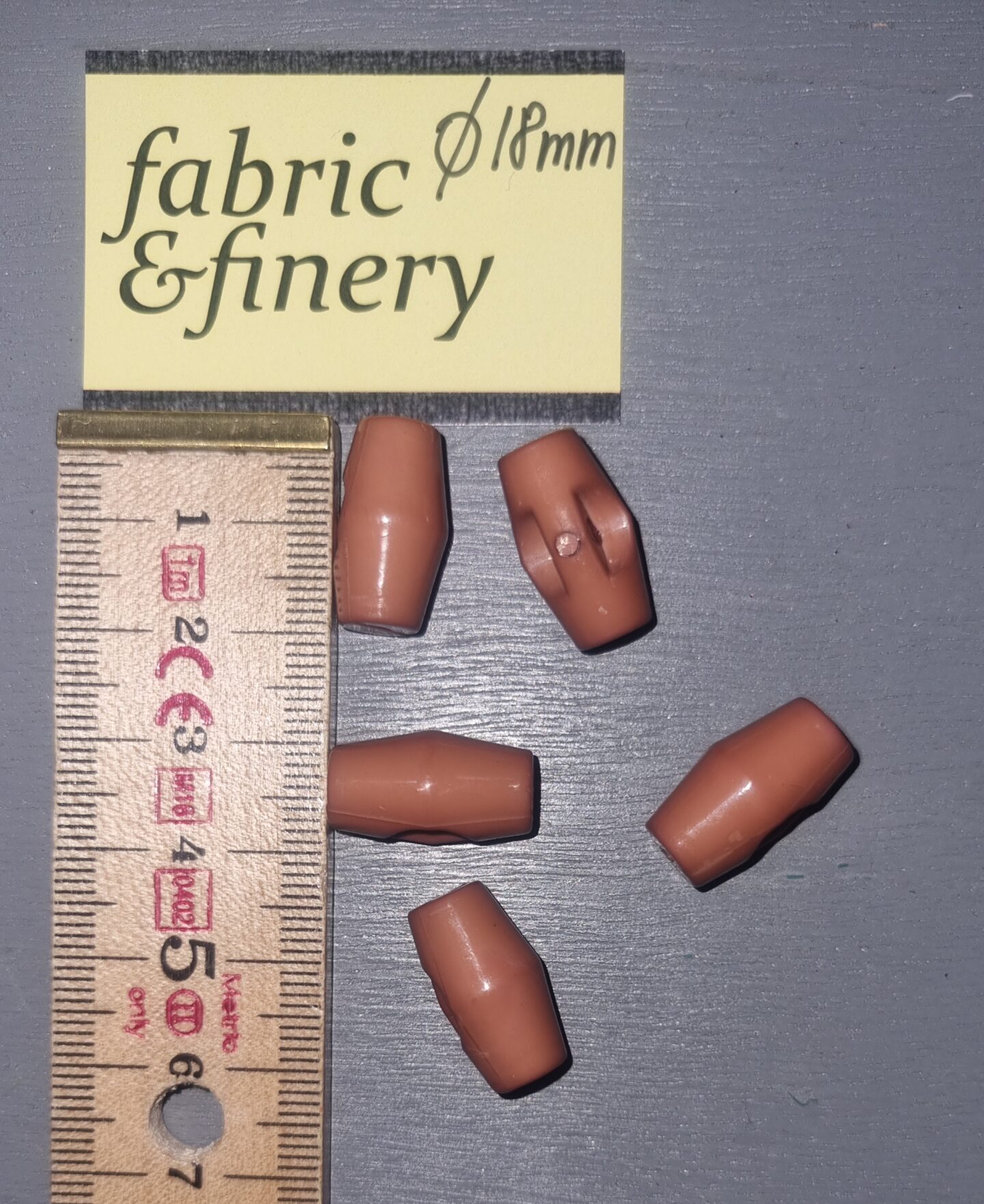 Toggle Buttons 18mm loop back, price per piece - Brown