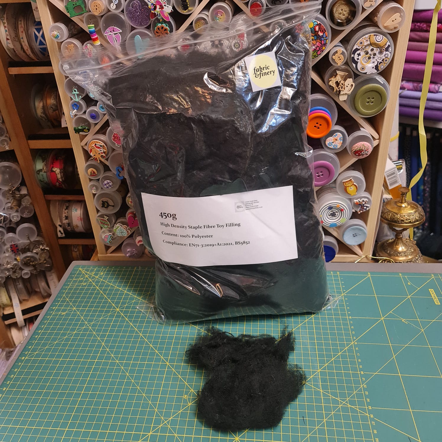 Toy filling BLACK 450g high density staple fibre 100% Polyester