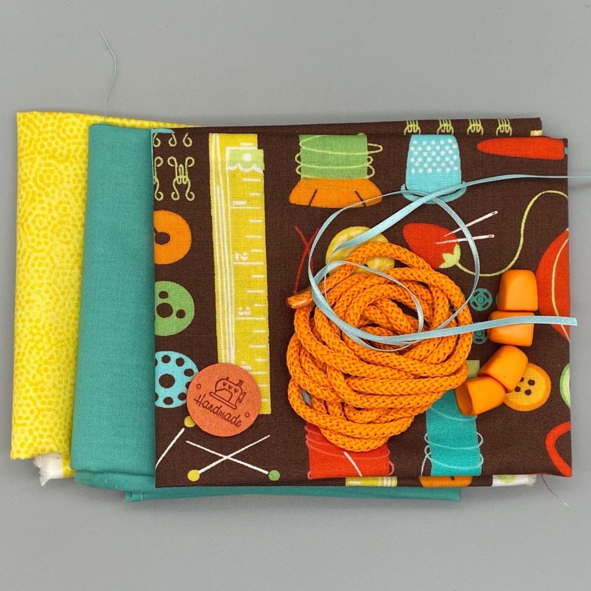 Lunch drawstring and handles bag kit - Haberdashery Sewing Retro Colourful *
