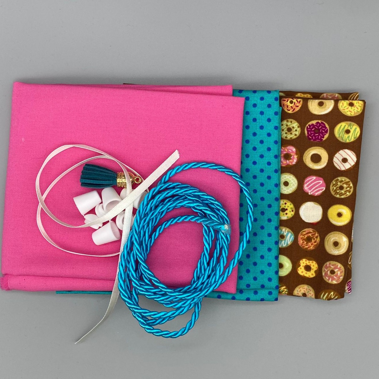 Lunch drawstring and handles bag kit - Fun Doughnuts pink turquoise *