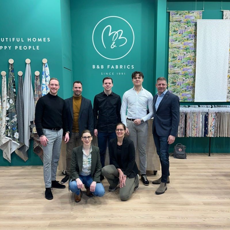 B&B fabrics Cotton rich linen look digital print "Xmas Tree" per 1/2 metre - Image 2