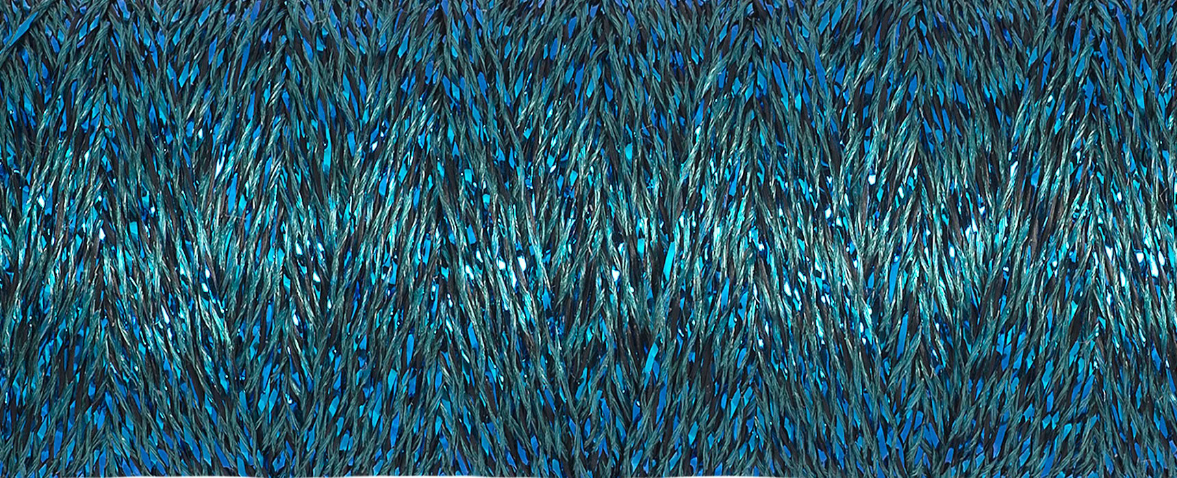 Guetermann 50m Metallic Effect Thread 483 Dark Blue Petrol - Image 4