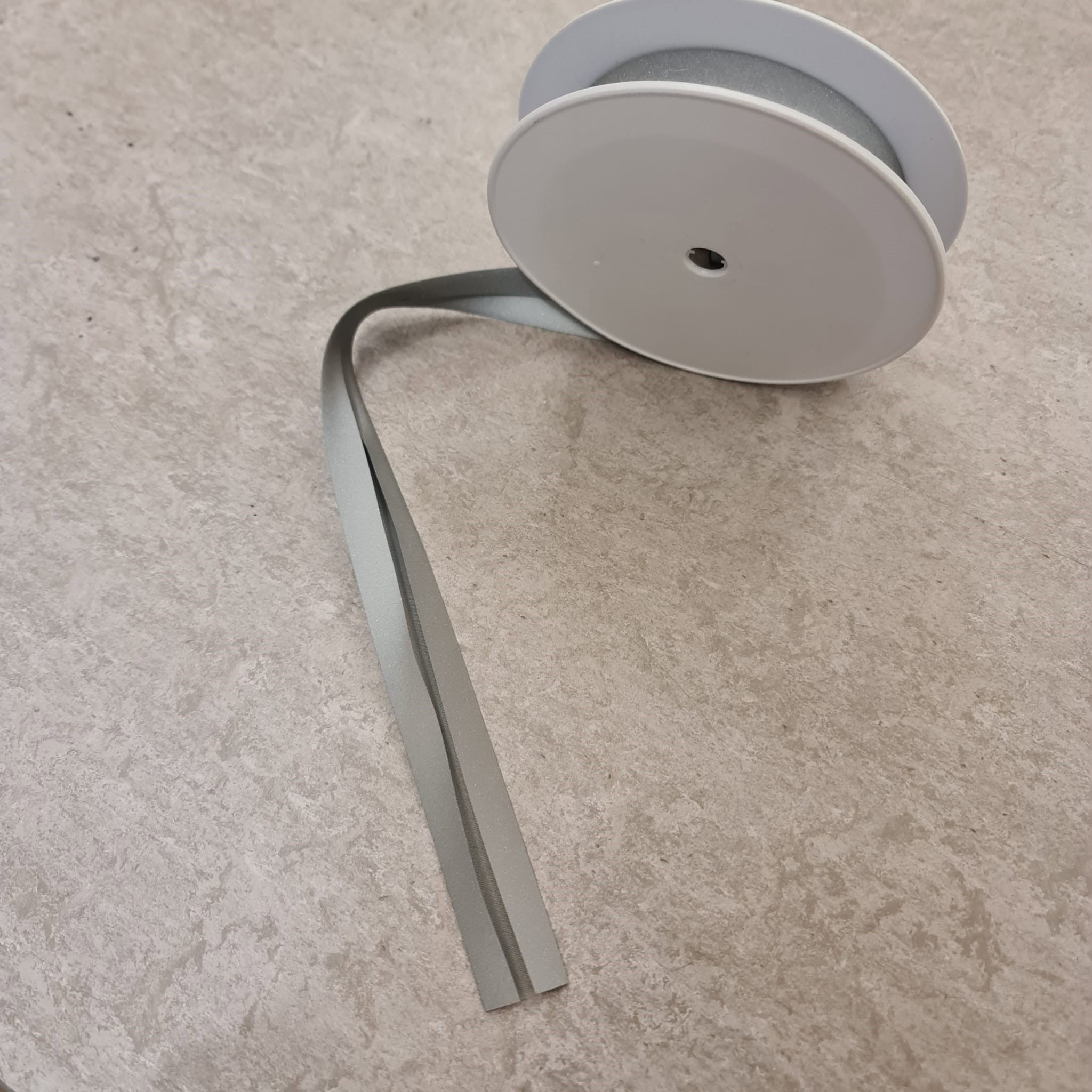 Reflective Bias Binding Silver Grey 20mm, per metre