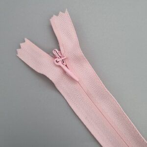 16" / 40cm Sturdy Invisible Concealed Closed End Zip - Light Pink