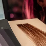 Quelle couleur de cheveux : mèche test sous-ton et nuancier