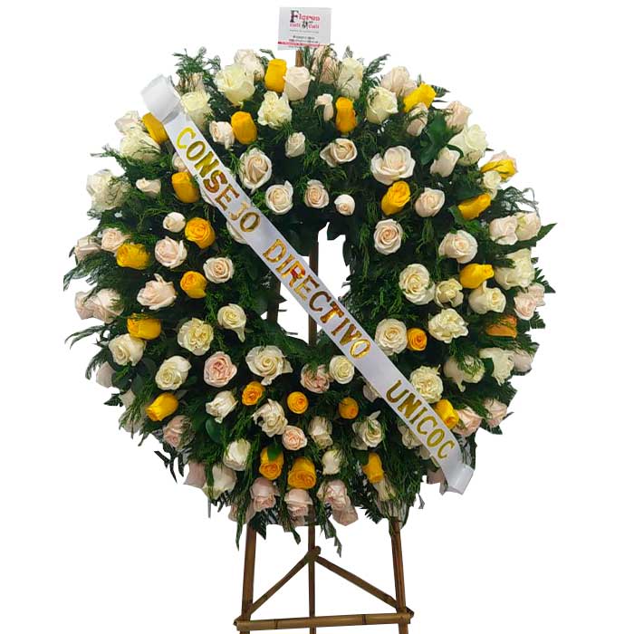 arreglo floral sobrio para funeral en Cali